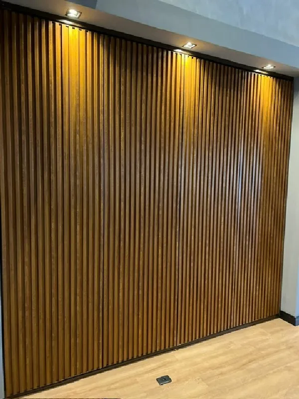 painel-ripado-pvc-parede-01